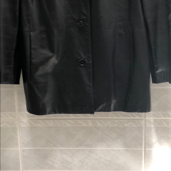 Benetton Genuine Leather Jacket - Picture 6 of 6